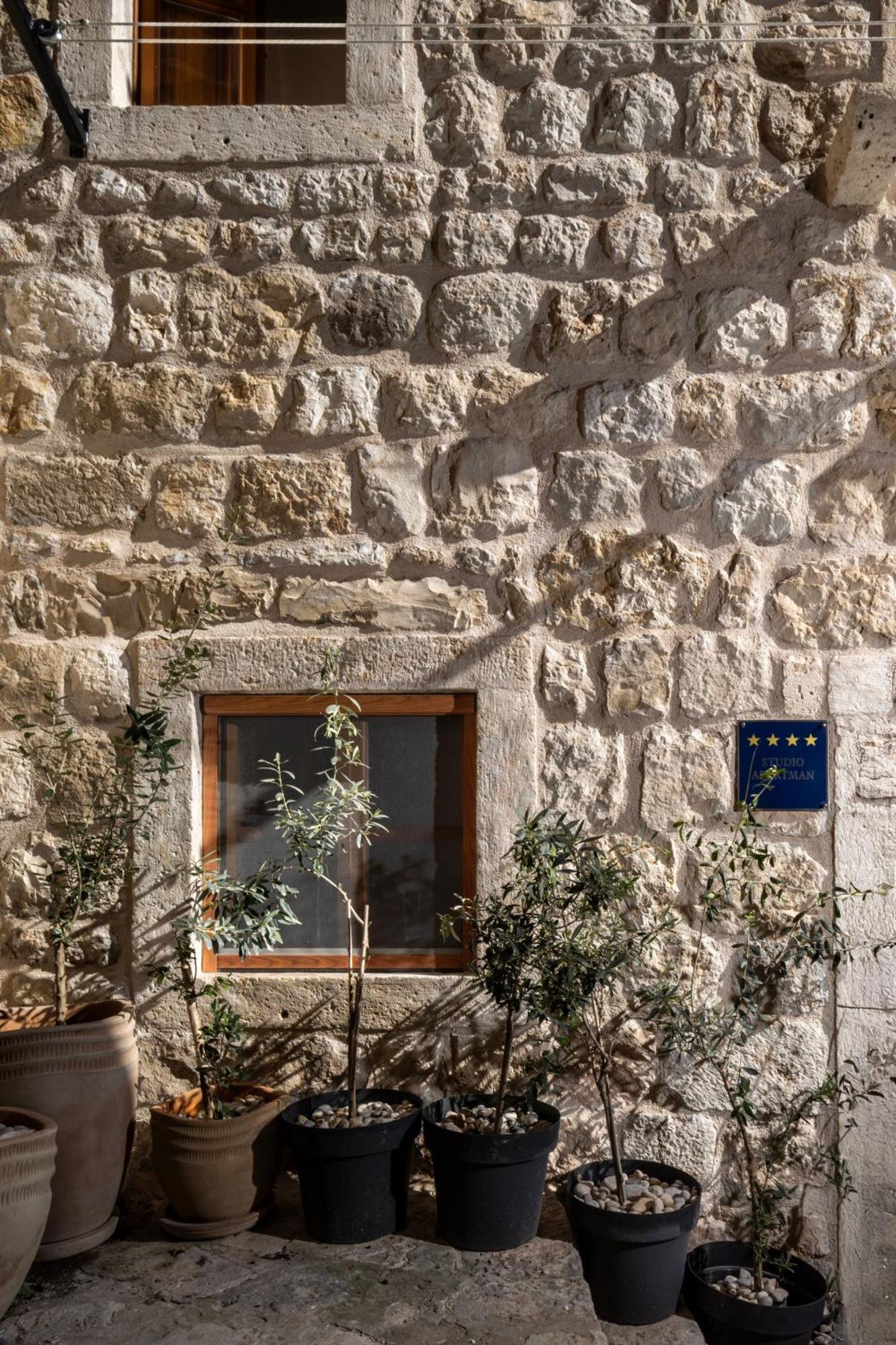 Old Town Olive Studio Apartment Дубровник Екстериор снимка
